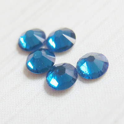 SWAROVSKI ELEMENTS カプリブルー SS7 36粒