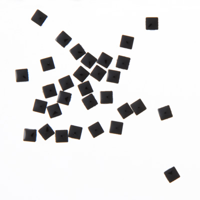 Nail Labo メタルスタッズ フラットピラミッド ブラック 3mm 30粒