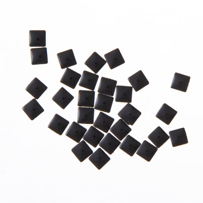 Nail Labo メタルスタッズ フラットピラミッド ブラック 4mm 30粒
