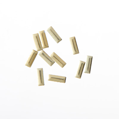 Nail Labo メタルスタッズ レクタングル ゴールド 2×7mm 10粒