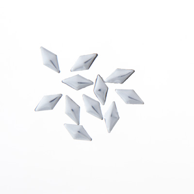 Nail Labo メタルスタッズ ランバスシルバー 4×8mm 10粒