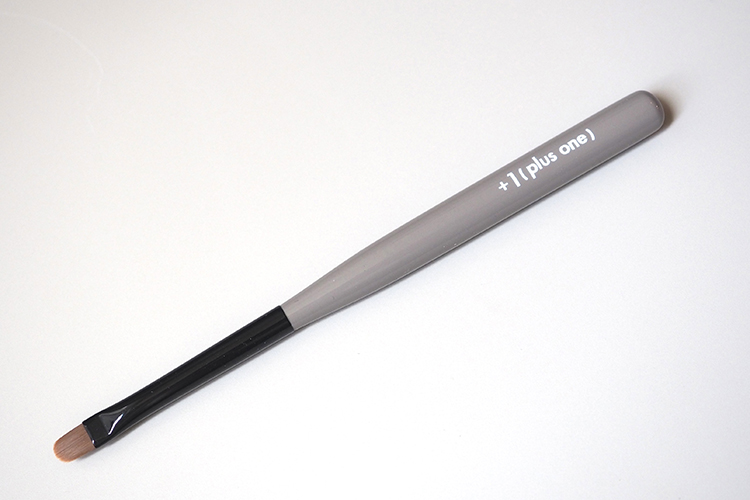 +1 (plus one) Brush max