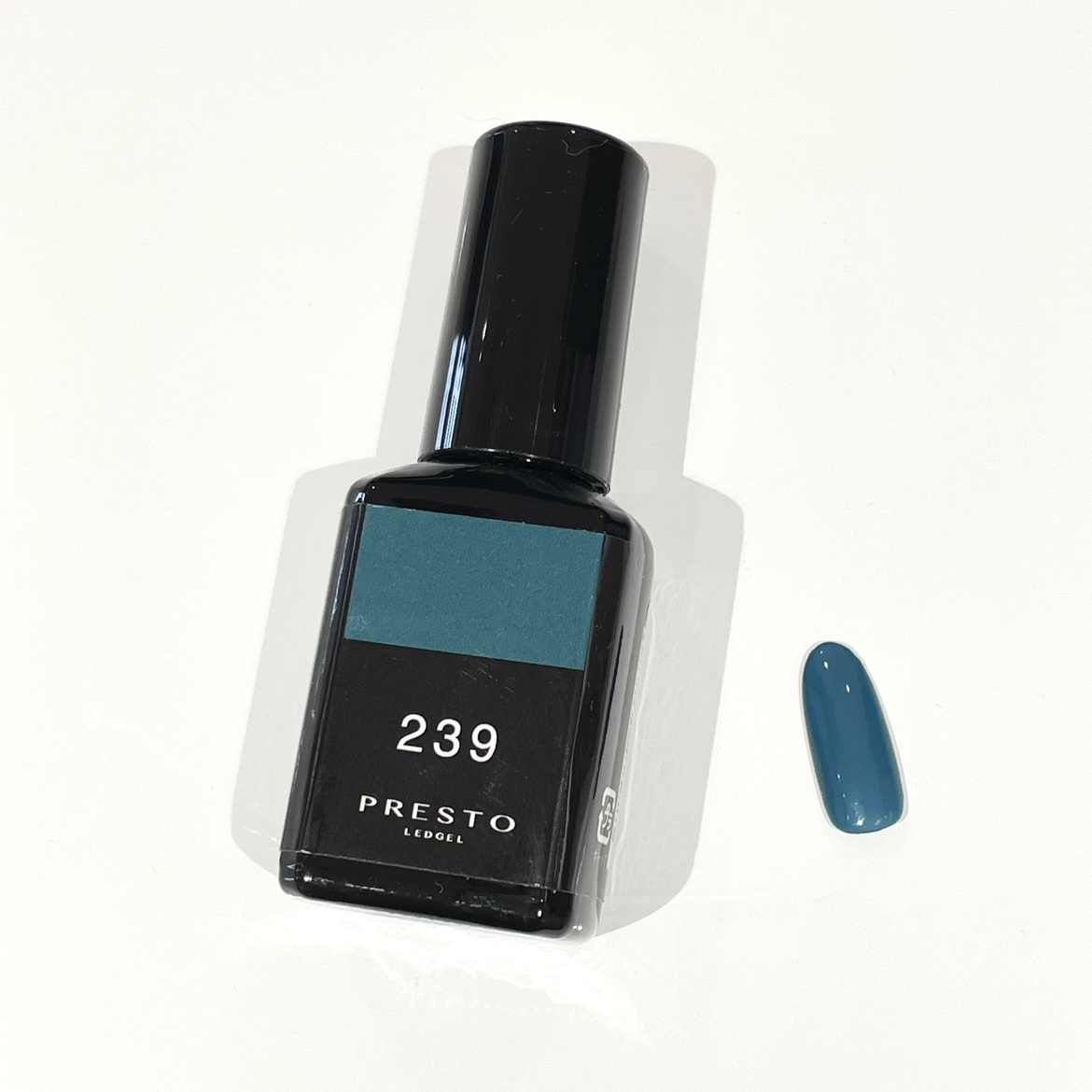 PRESTO ブラッシュオンカラージェル 239