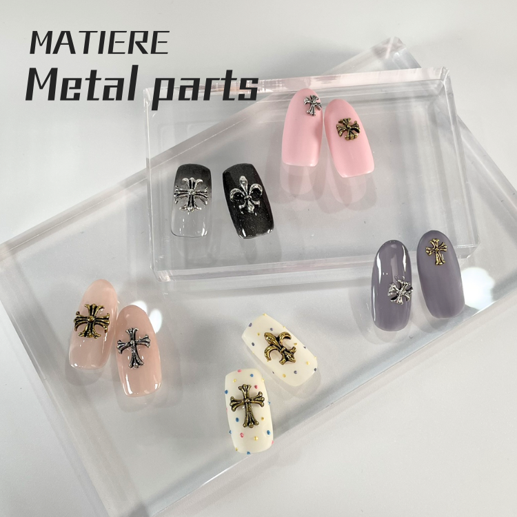 MATIERE メタルパーツ リリー ゴールド