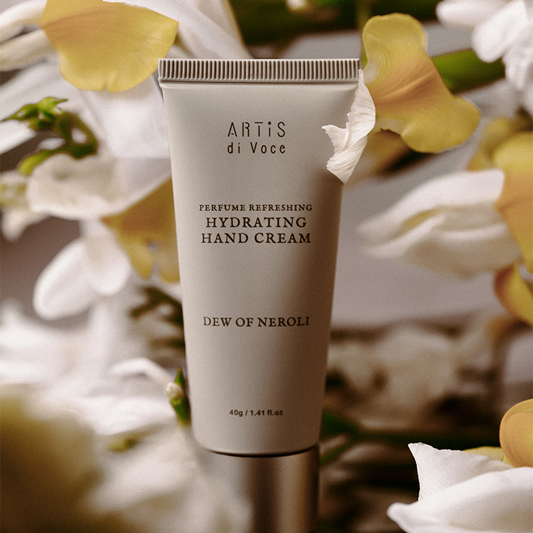 ARTiS di Voce ハイドレーティングハンドクリーム 40g 3301 DEW OF NEROLI