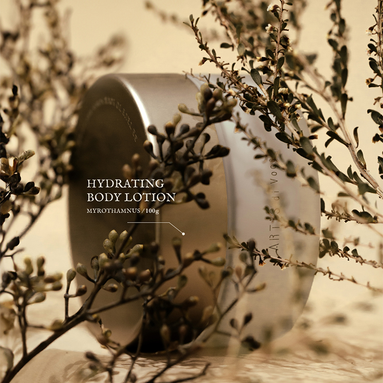 ARTiS di Voce ×TOY’s × INITY ハイドレーティング ボディローション 100g MYROTHAMNUS