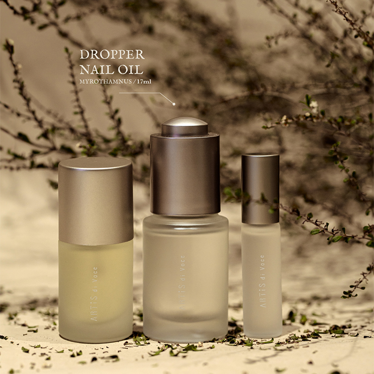 ARTiS di Voce ×TOY’s × INITY パフュームネイルオイル 17ml MYROTHAMNUS