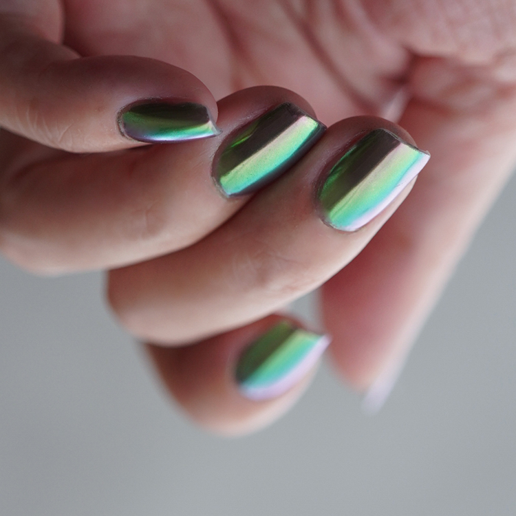 GiU マグネットミラーパウダー  TAHITIAN Malachite