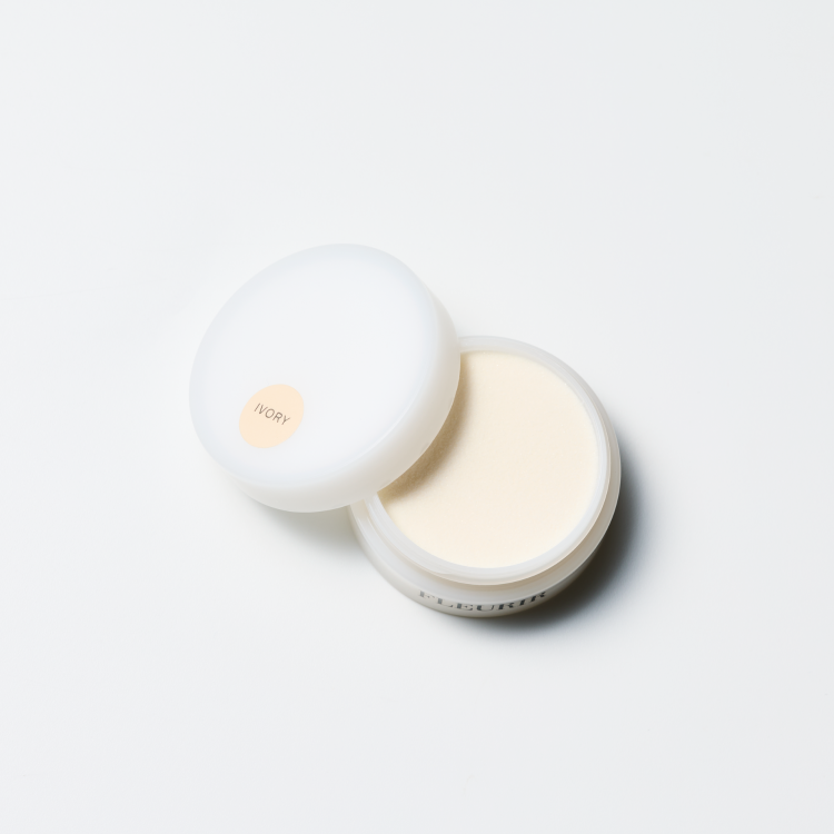 FLEURIR パウダー アイボリー 9.5g