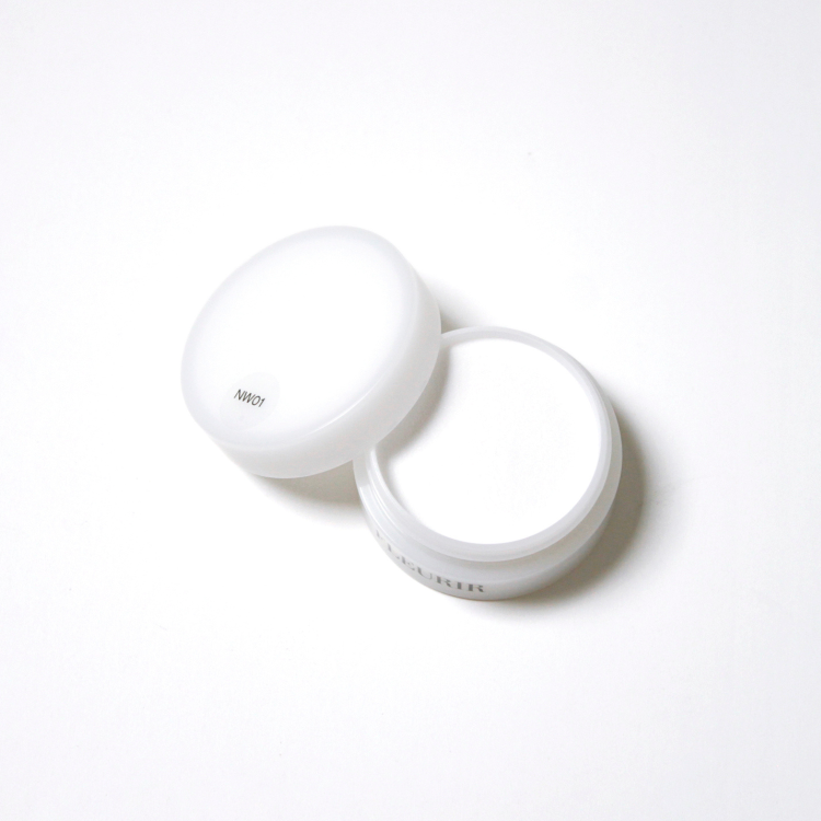 FLEURIR カラーパウダー9.5g NW01 off white