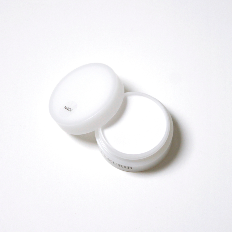 FLEURIR カラーパウダー9.5g NW02 soft white
