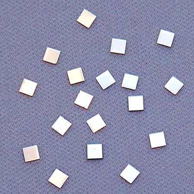 Charlon スクエア スタッズ M シルバー