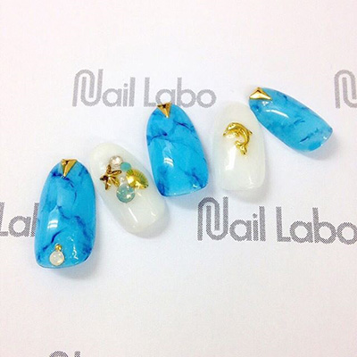 Nail Labo メタルスタッズ シャープトライアングル ゴールド 3×5mm 10粒