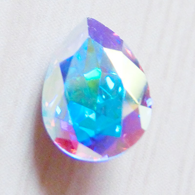 取扱終了 SWAROVSKI ELEMENTS 4320 ペアシェイプ 8×6mm クリスタルAB 4粒