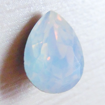 取扱終了 SWAROVSKI ELEMENTS 4320 ペアシェイプ 8×6mm ホワイトオパール 4粒