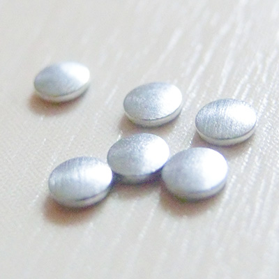 取扱終了 SWAROVSKI ELEMENTS メタリックス #3490/006 ラウンド 2mm シルバーブラッシュド 50粒