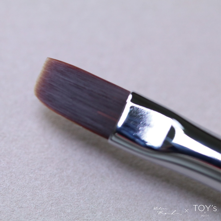 TOY’s × INITY TOY’s Brush atelier Rond Base