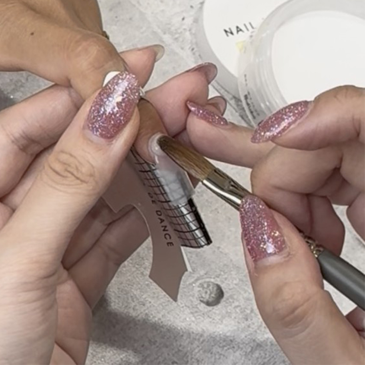 限定 NAIL DE DANCE スカルプチュアブラシ Flat 25th ver.（キャップ付き）