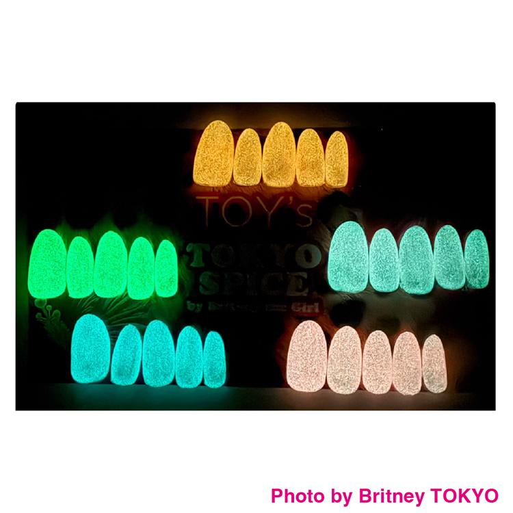 TOY’s × INITY パーティーフラッシュ グロウライト T-PF29 イエーガー・ショット
