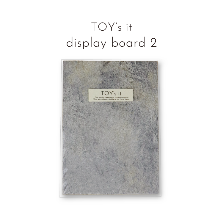 TOY’s × INITY TOY’s it ディスプレーボード2