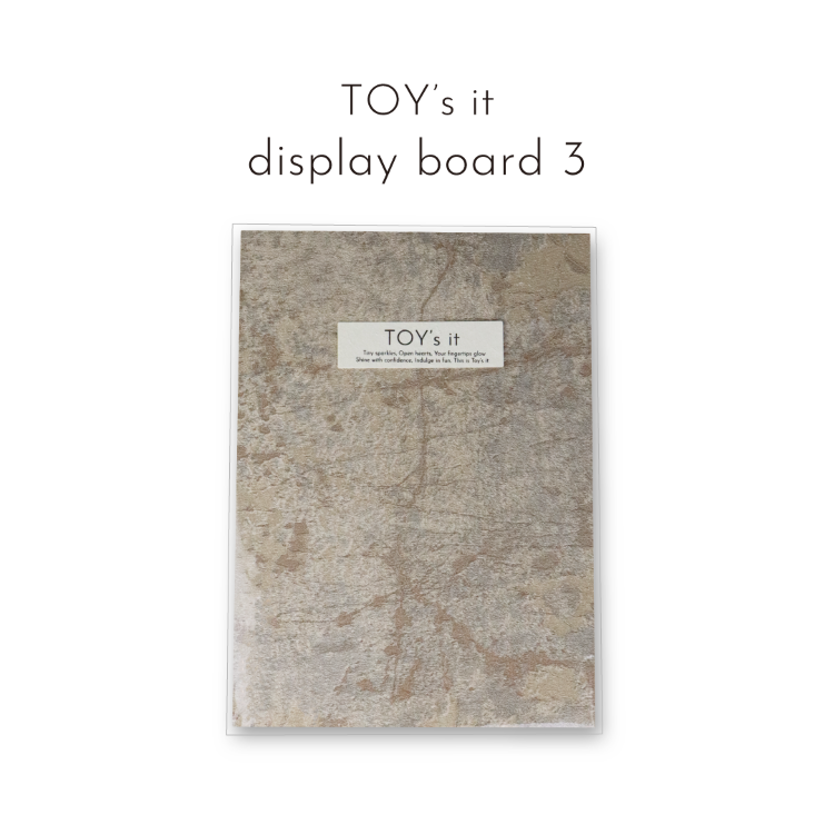 TOY’s × INITY TOY’s it ディスプレーボード3