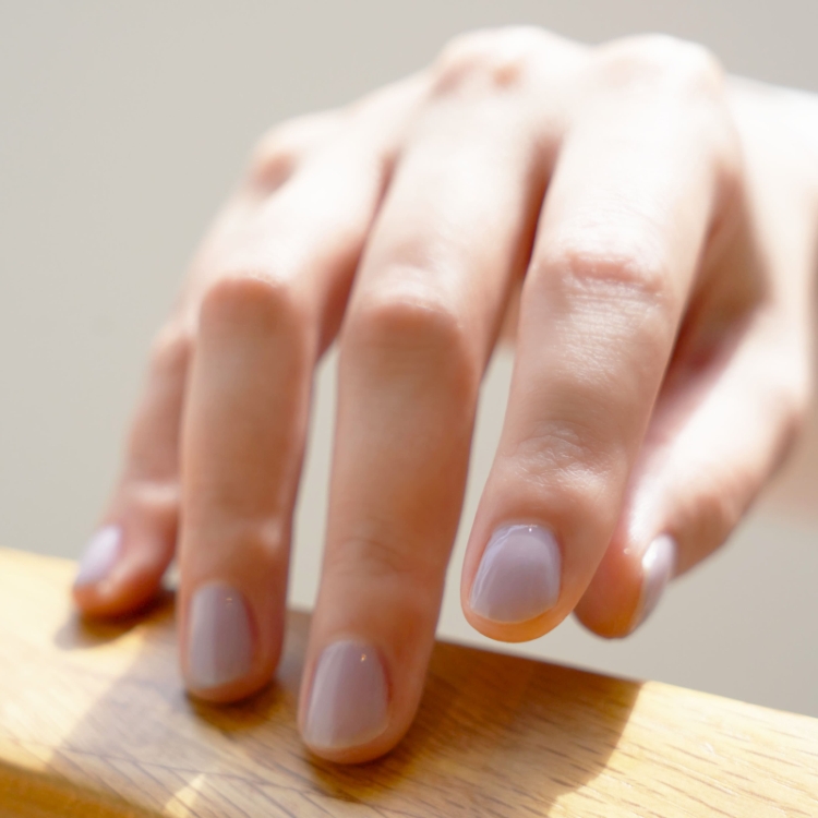 Riene nail polish lavender haze （ブラシ M）