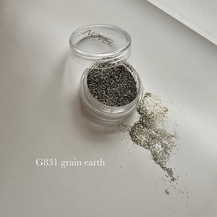 NOVEL G831 マットグレイングリッター グレインアース