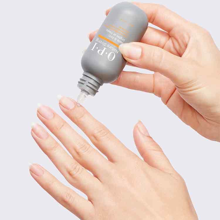 OPI ネイチャーストロング スーズ＆リムーブ　キューティクルズ