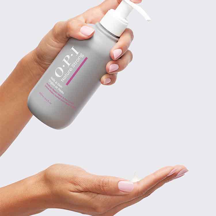 お取り寄せ OPI ネイチャーストロング モイスチャーミッション　ハンド＆フット　クリーム