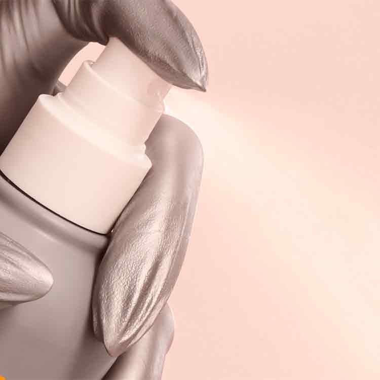 OPI ネイチャーストロング ソフト＆ゴーン　カルス　ソフナー