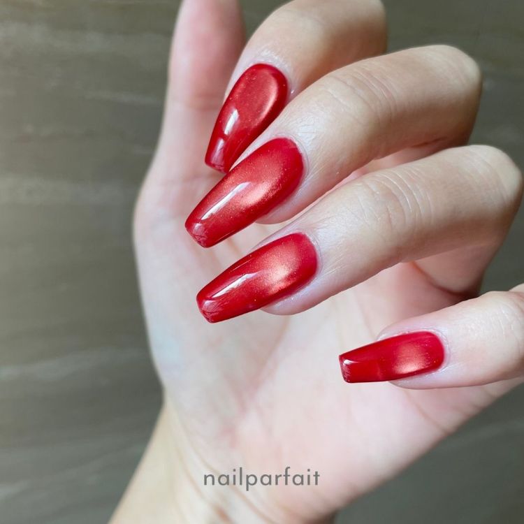 ネイルパフェ　カラージェル　深紅　MG31